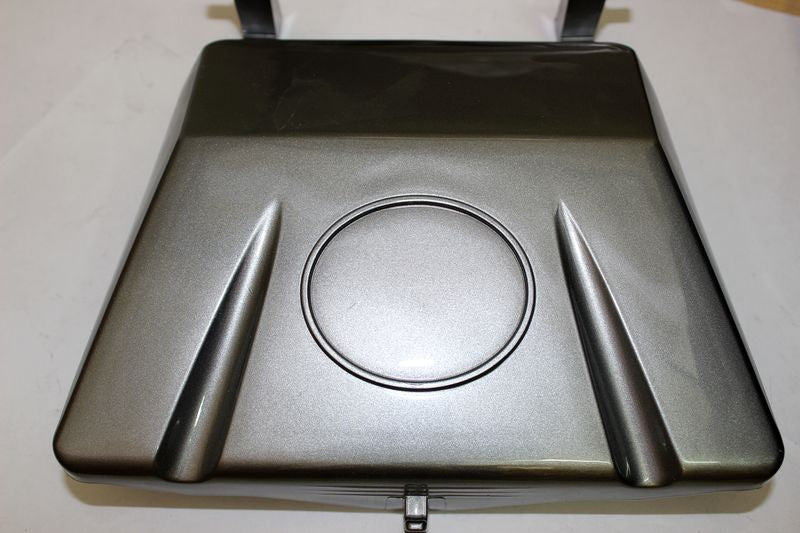 COVER, FUEL TANK FILLER GRAY