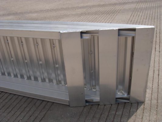 Kjøreramper i aluminium 4000 kg par 1,8m